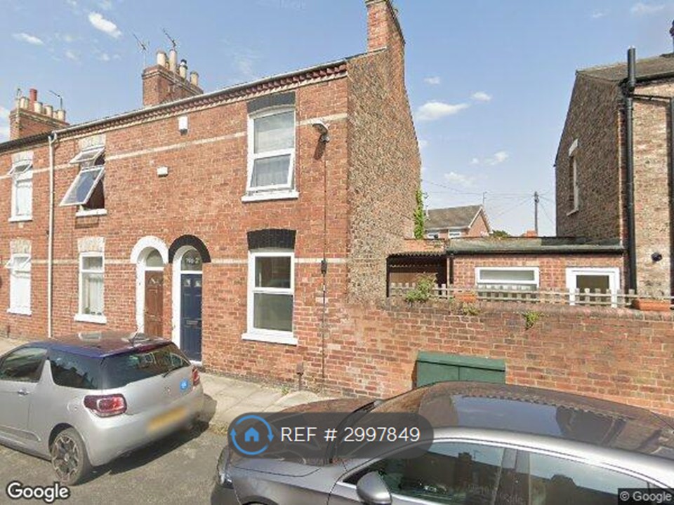 Bismarck Street, York photo 5