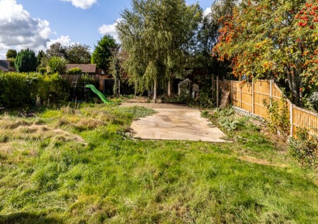 Landle, Houghton Lane, Swaffham photo 3