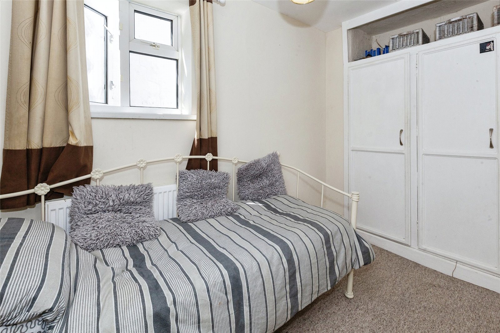 Photos of Ray Mill Road East, Maidenhead, Berkshire SL6 65445599