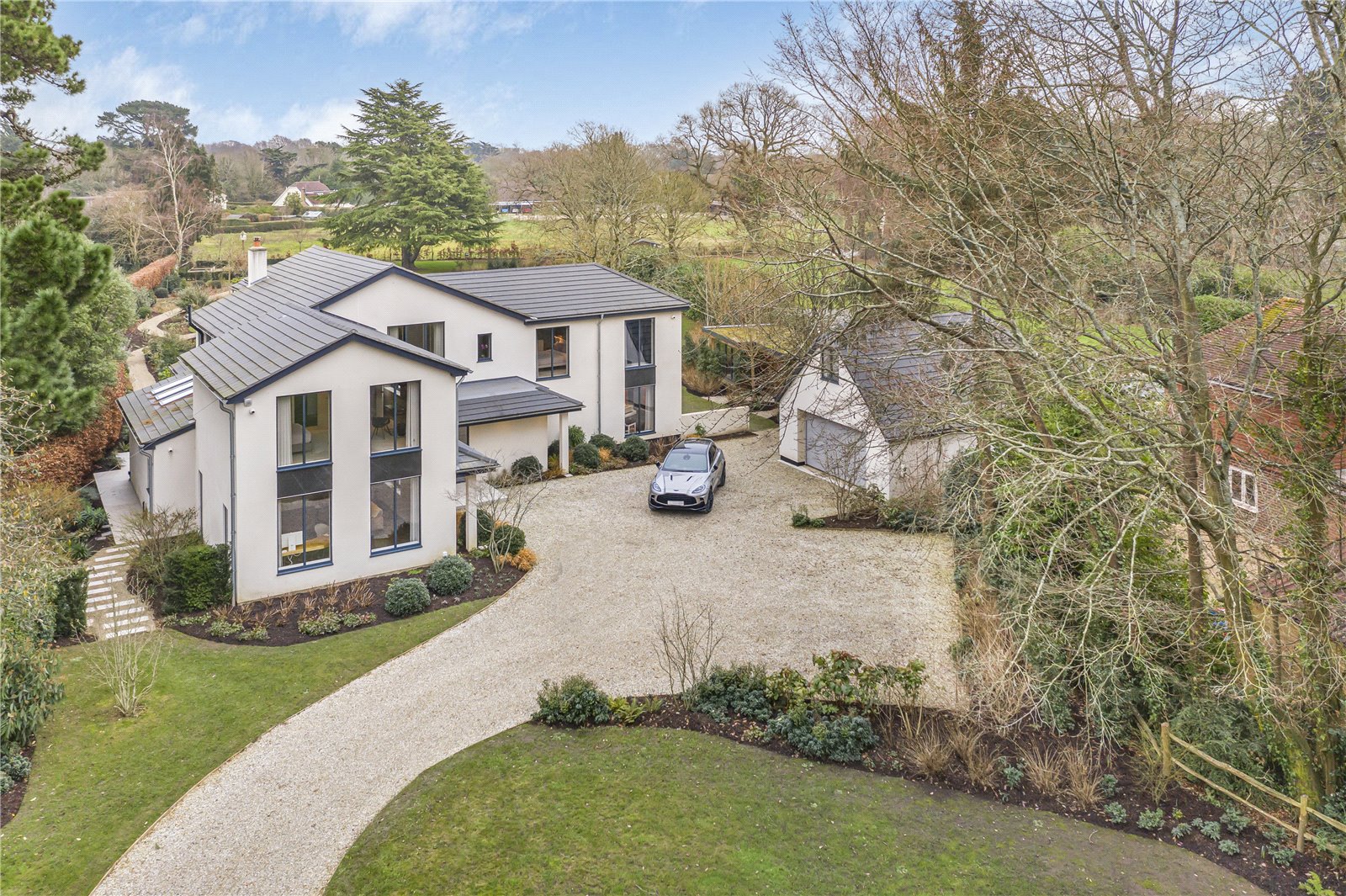 5 bedroom country house for sale 0