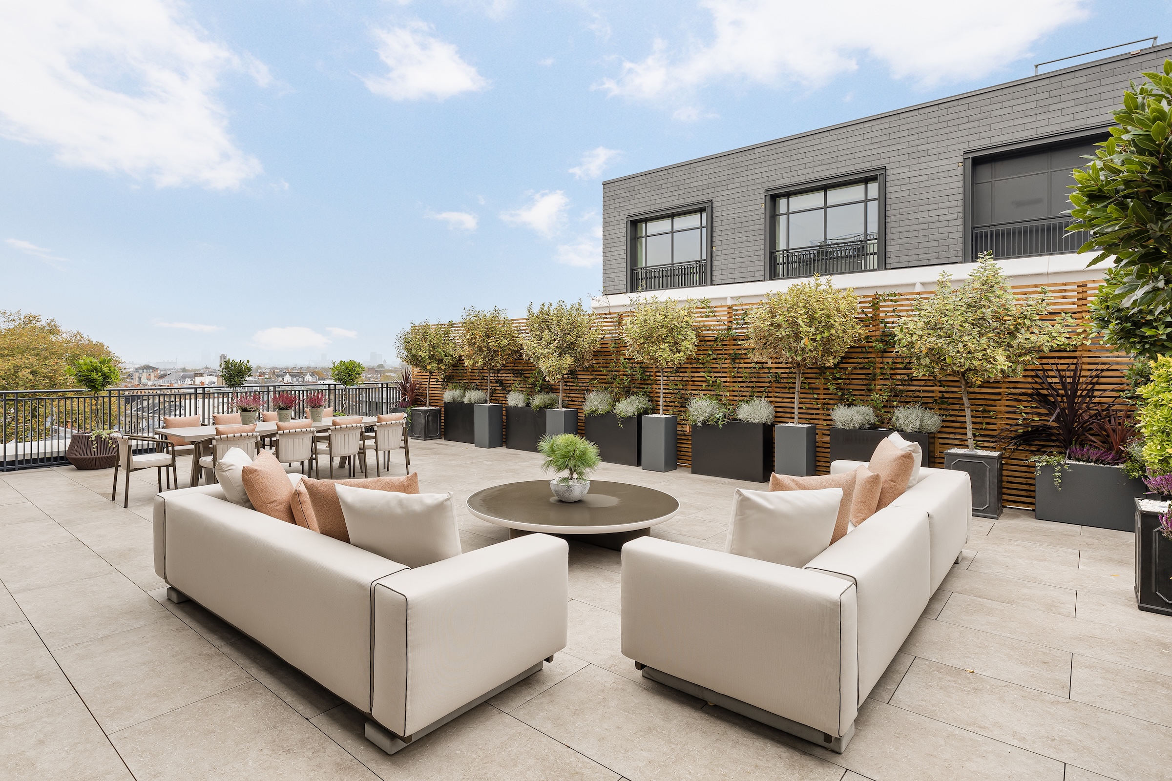3 bedroom flat for sale 0