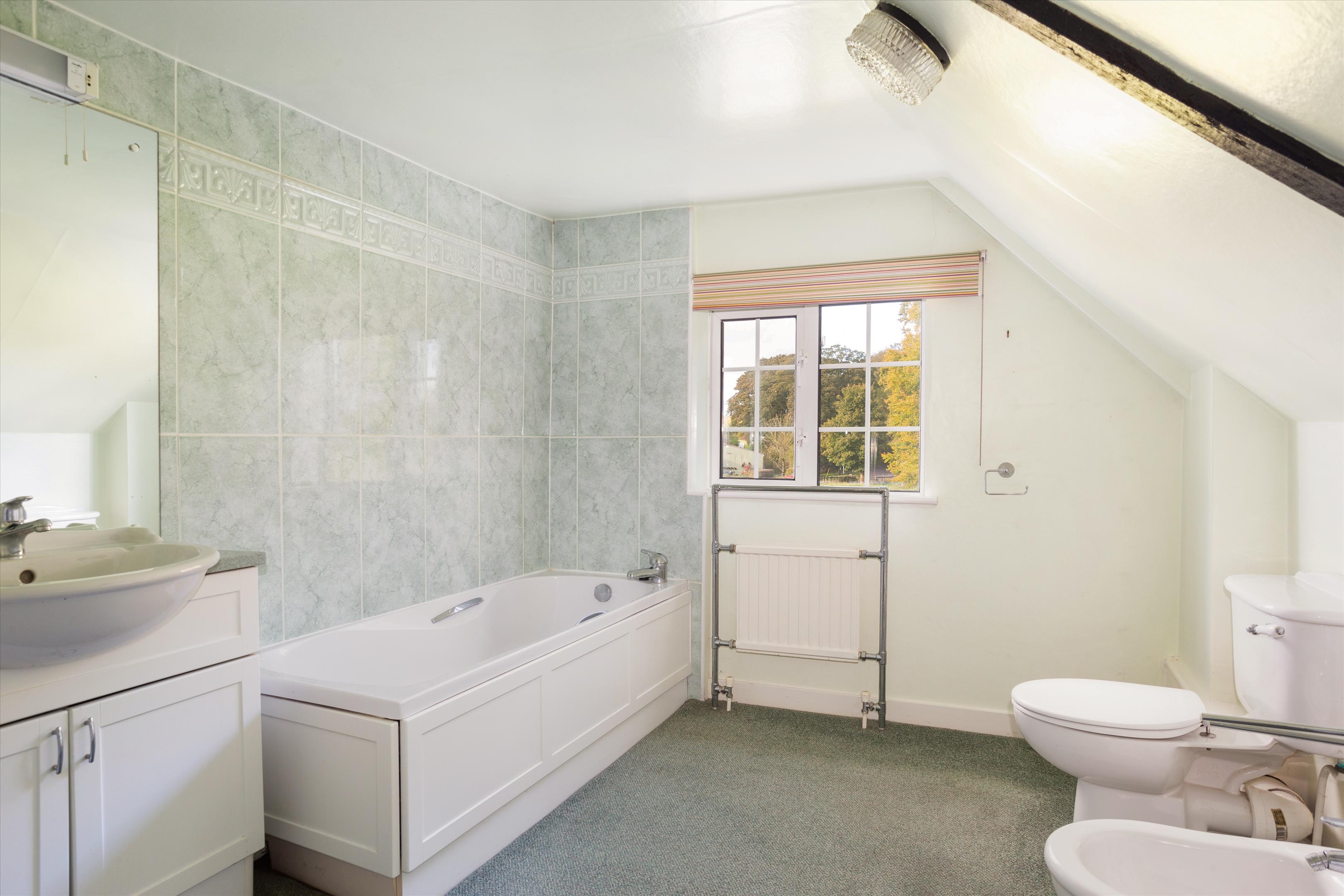 Photos of Lower Farringdon, Alton, Hampshire GU34 63139476