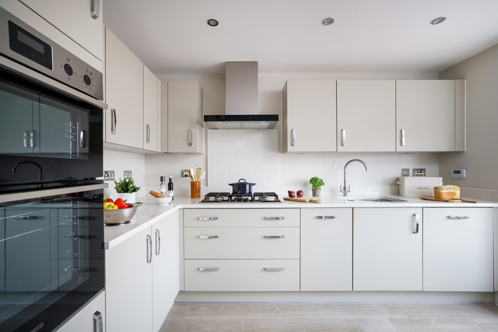 Large Symphony Fitted Kitchen