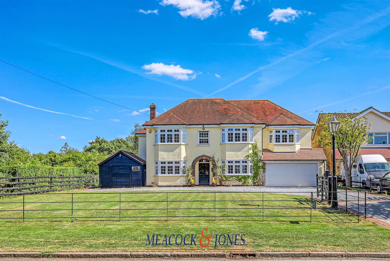 7 bedroom detached house for sale 0
