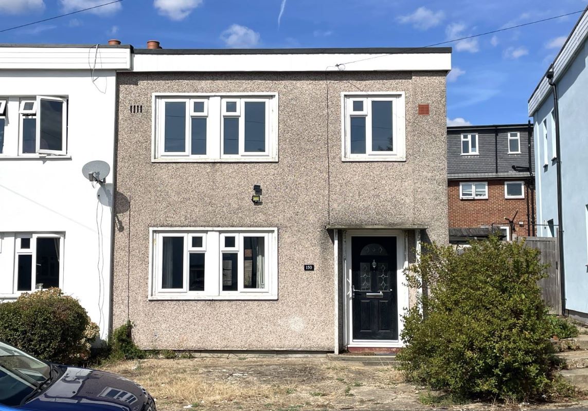 150, Colne Drive, Romford photo 2