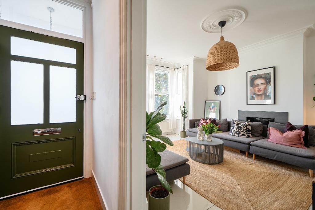 4 bedroom property for sale 0