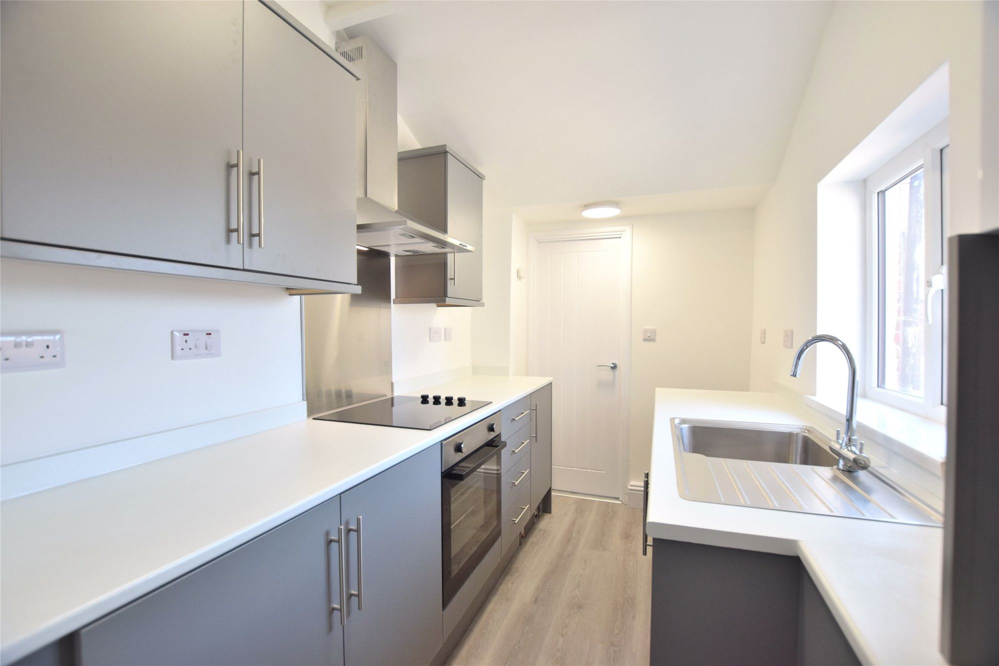 24 Kitchener Street, Gateshead photo 2