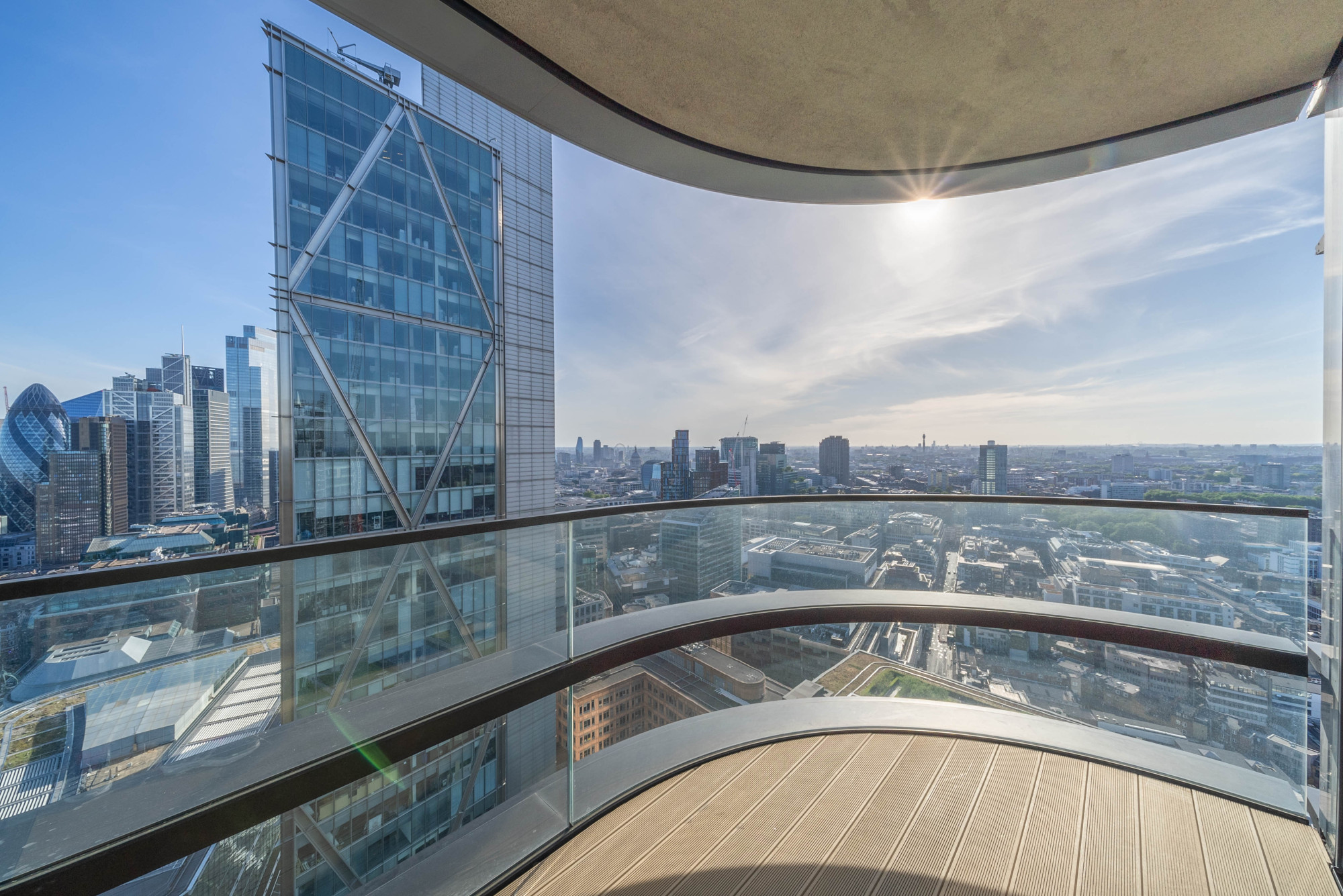 3 bedroom new flat for sale 0