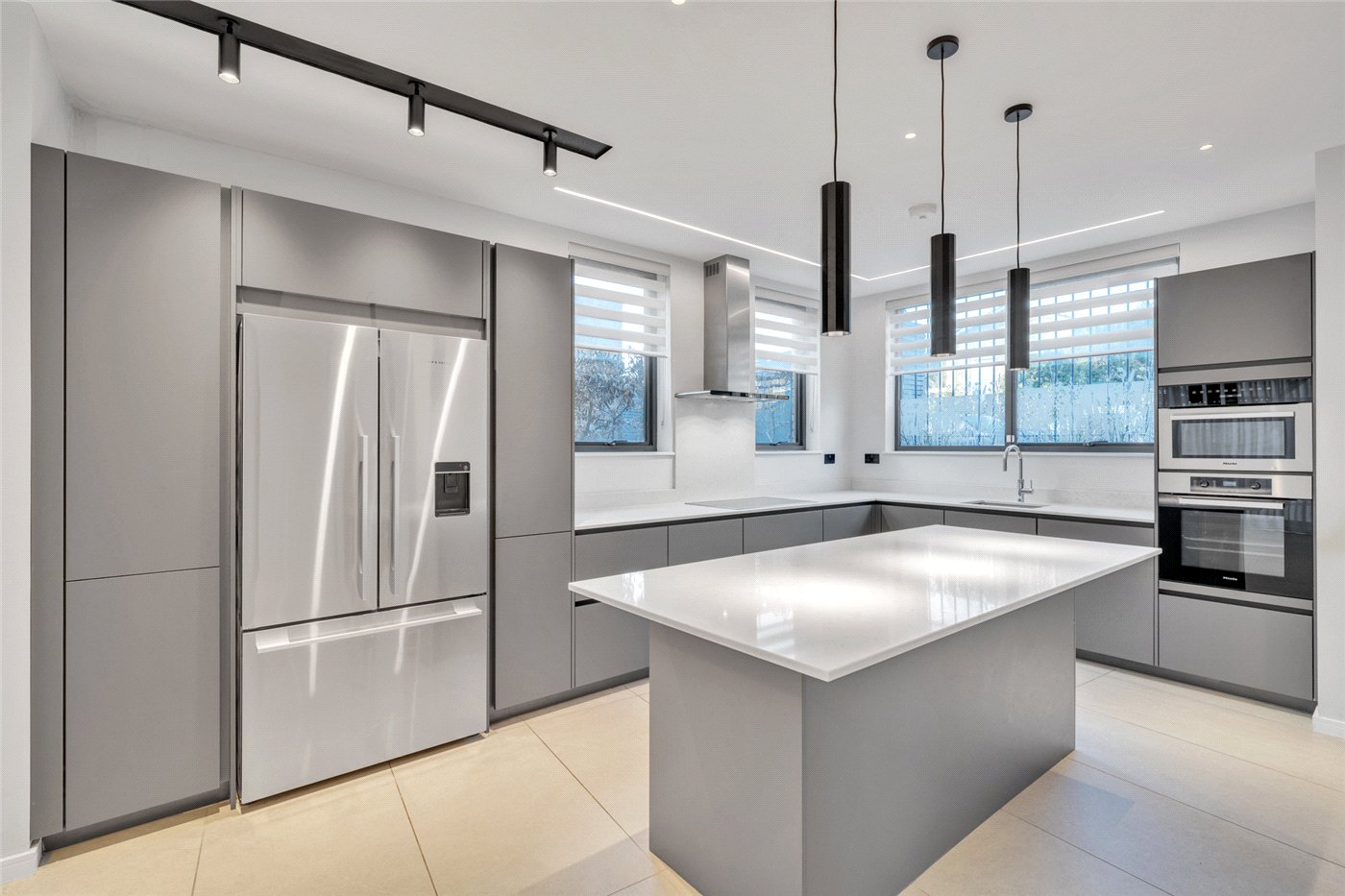 5 bedroom semi-detached house for sale 0