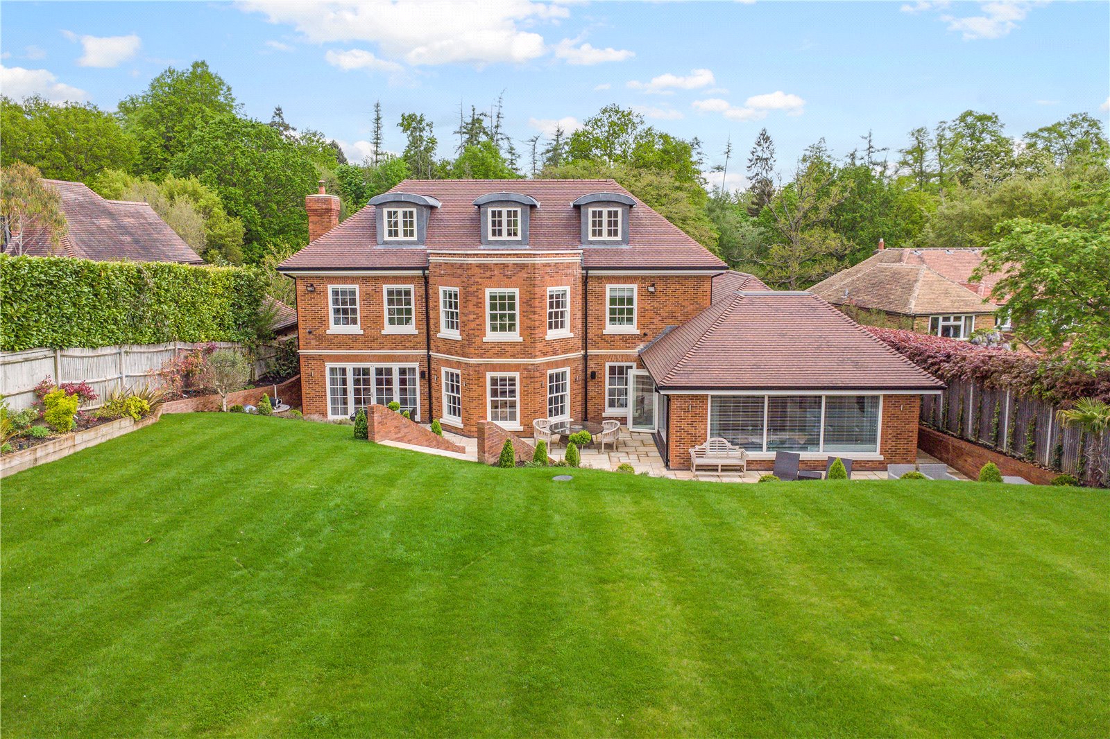 Photos of Dodds Lane, Chalfont St. Giles, Buckinghamshire HP8