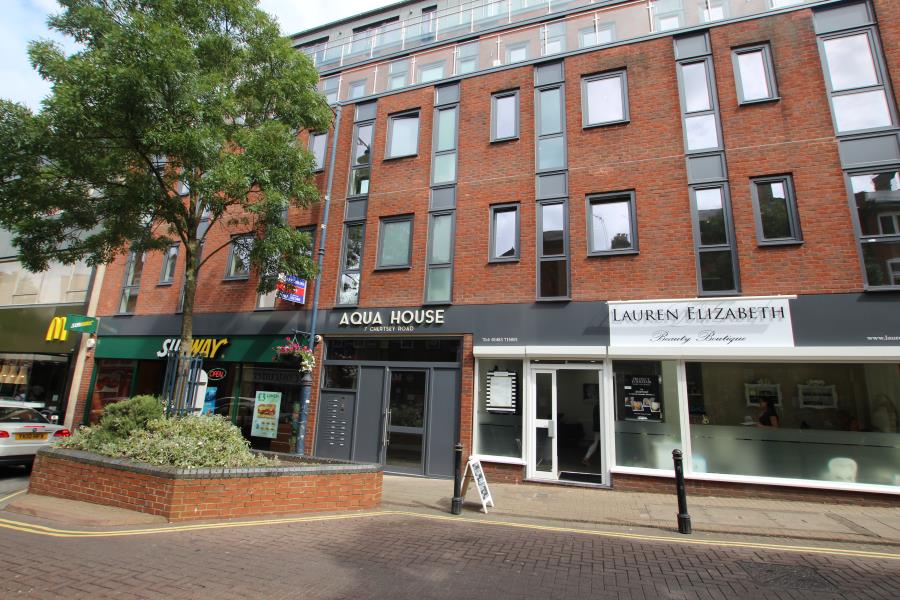 9 Aqua House, Chertsey Road, Woking photo 5