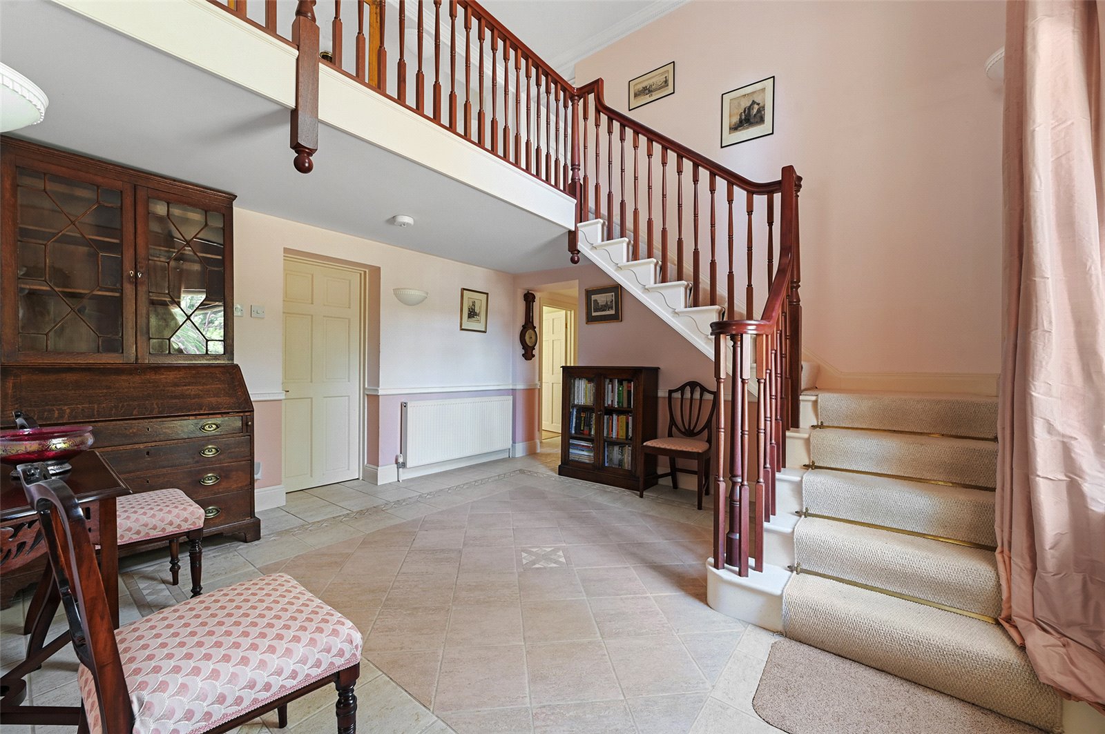 5 bedroom detached house for sale 0