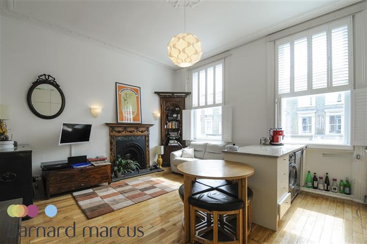 First Floor Flat, 151, Finborough Road, Chelsea photo 4