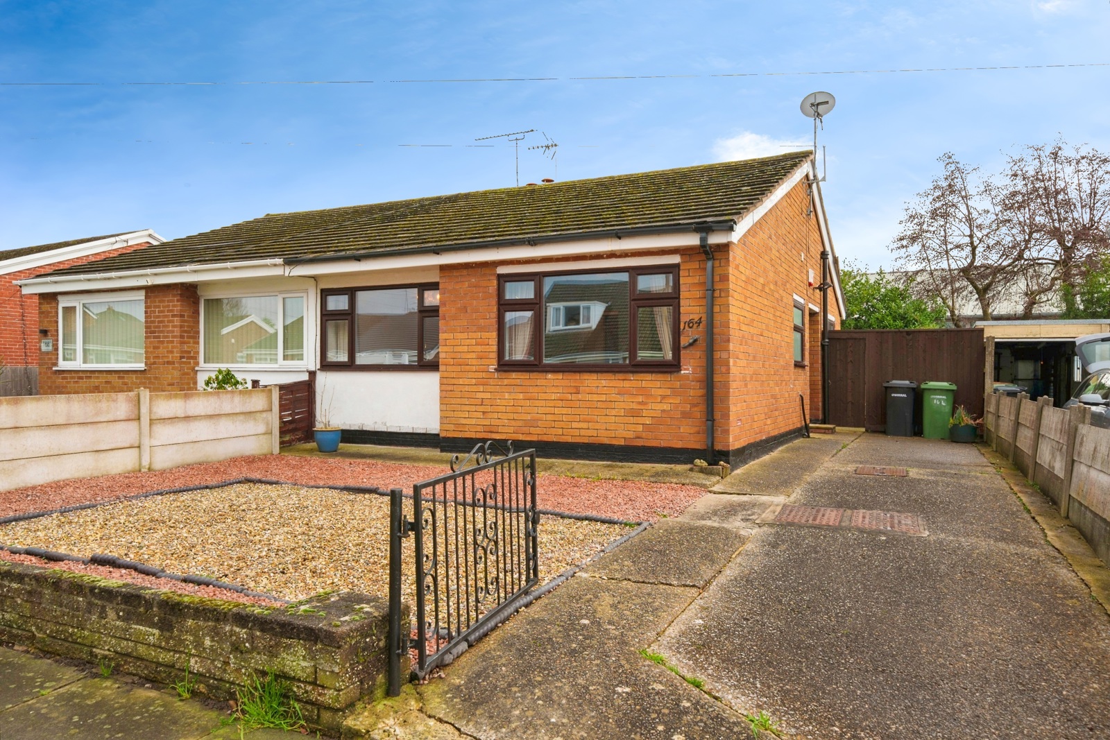 2-bed house on 164, Sutherland Drive, Merseyside, £170,000