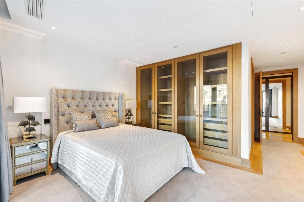 Cleland House, City Of Westminster photo 4