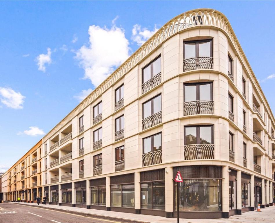 2 bedroom new flat for sale 0