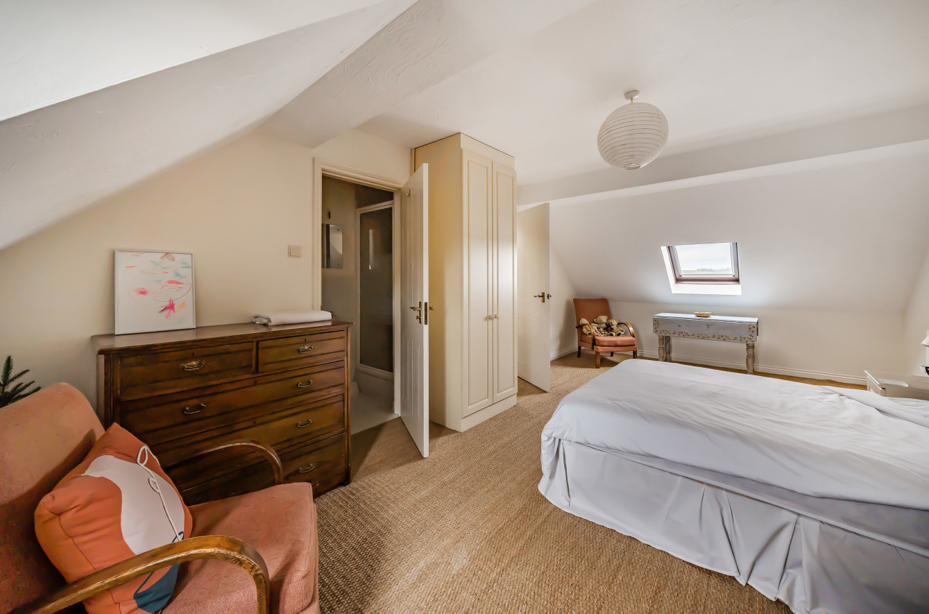 Photos of King Johns Court, Tewkesbury, Gloucestershire GL20 66652781