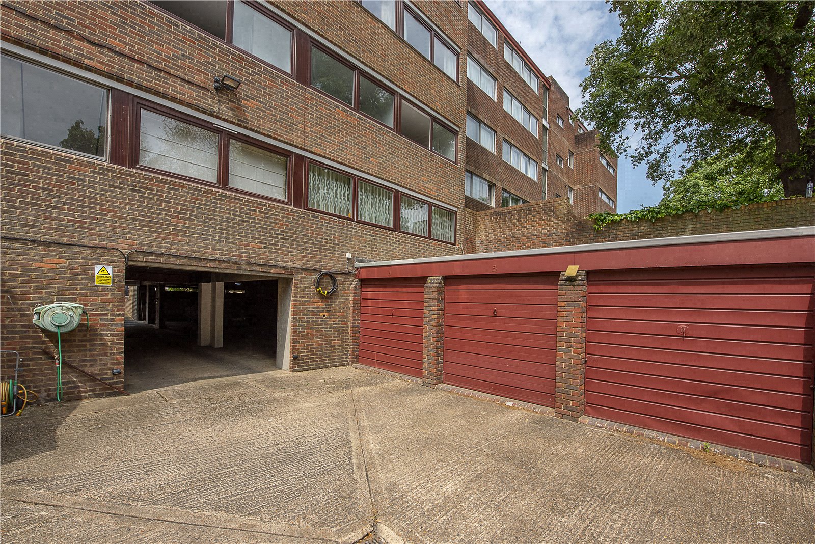 Photos of Portsmouth Road, Kingston Upon Thames KT1 65398380