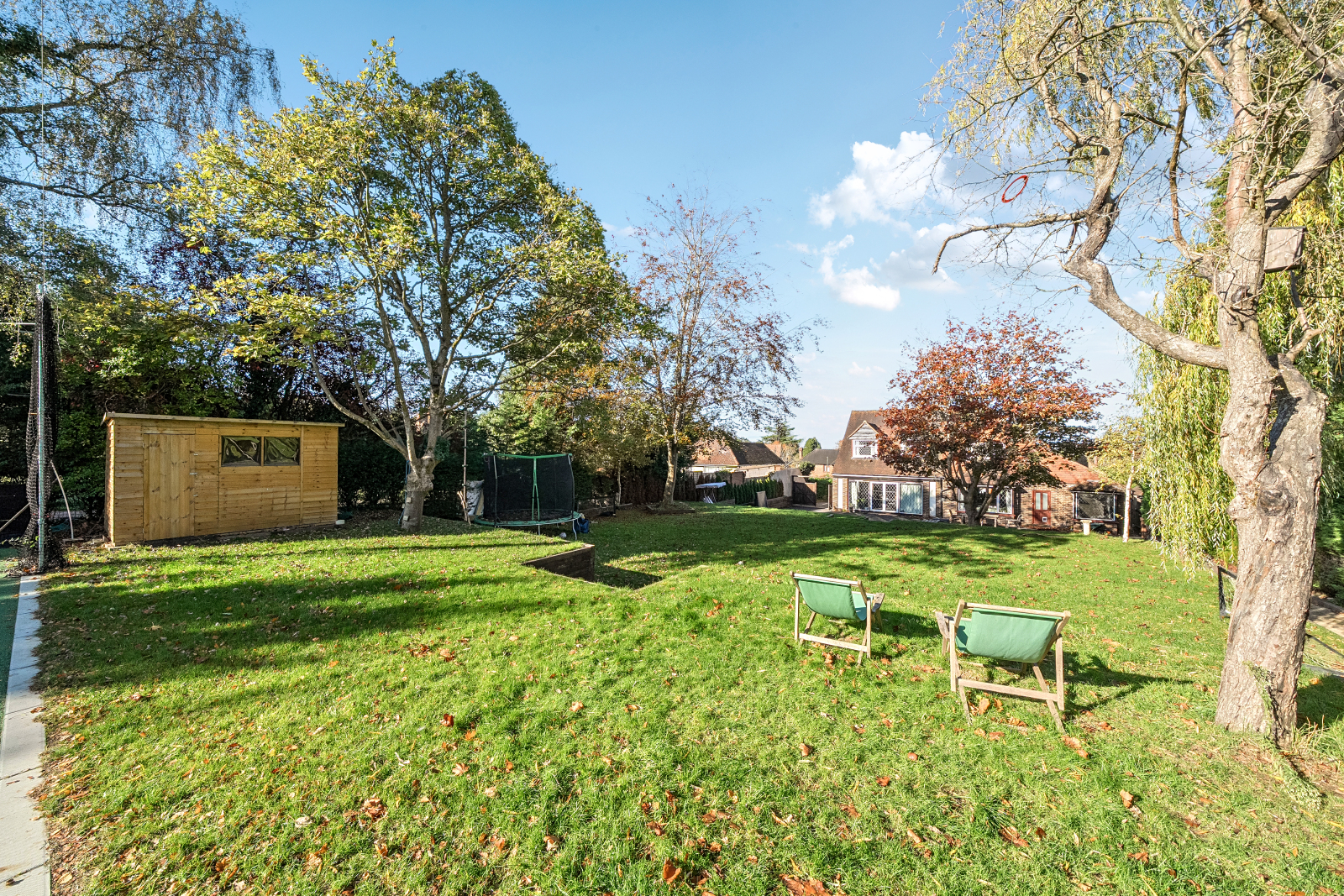 4 bedroom detached house for sale 0