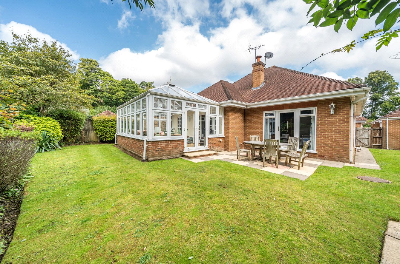 Photos of Allen House Park, Hook Heath, Woking GU22 65462645