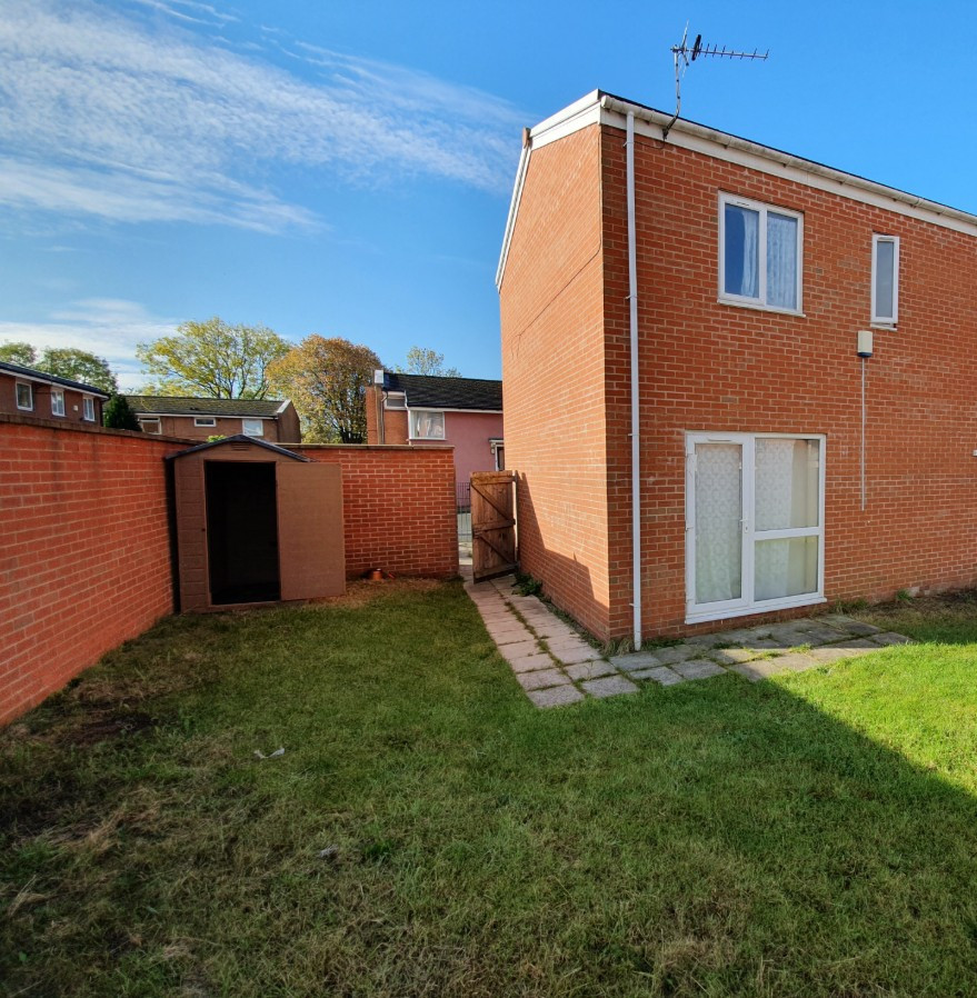 13, Bushmoor Walk, Manchester photo 4