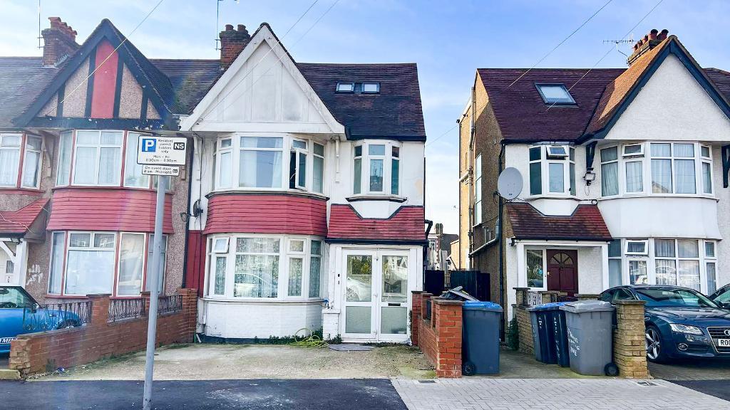 7 bedroom property for sale 0