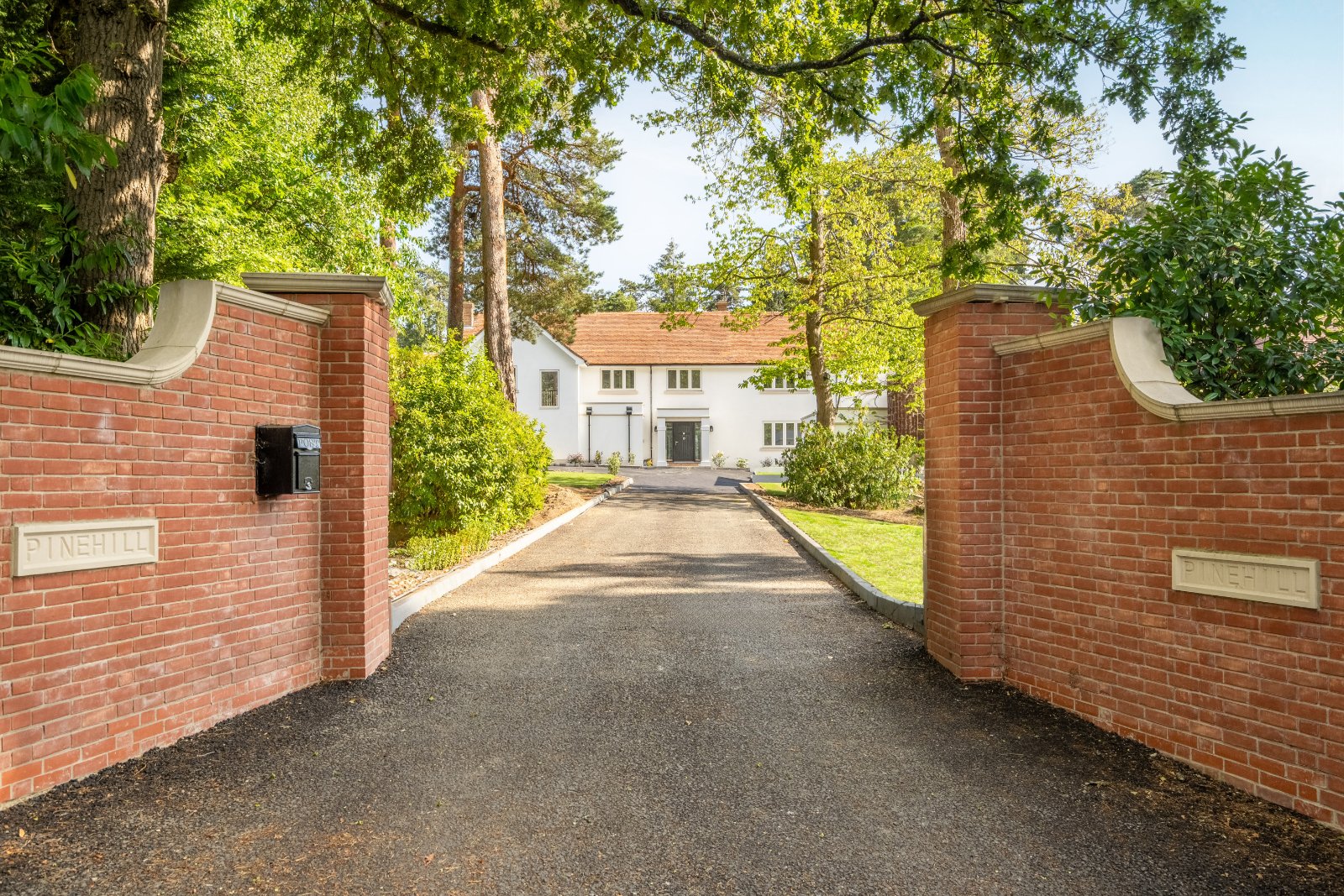 9 bedroom property for sale