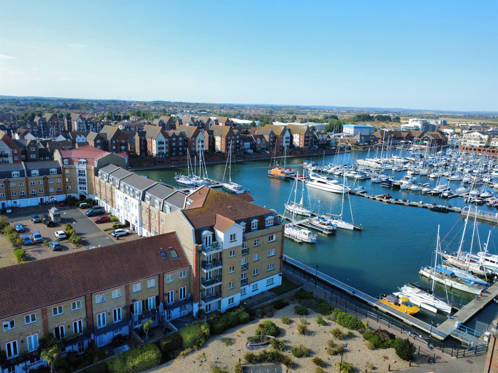 22, The Piazza, Eastbourne photo 4