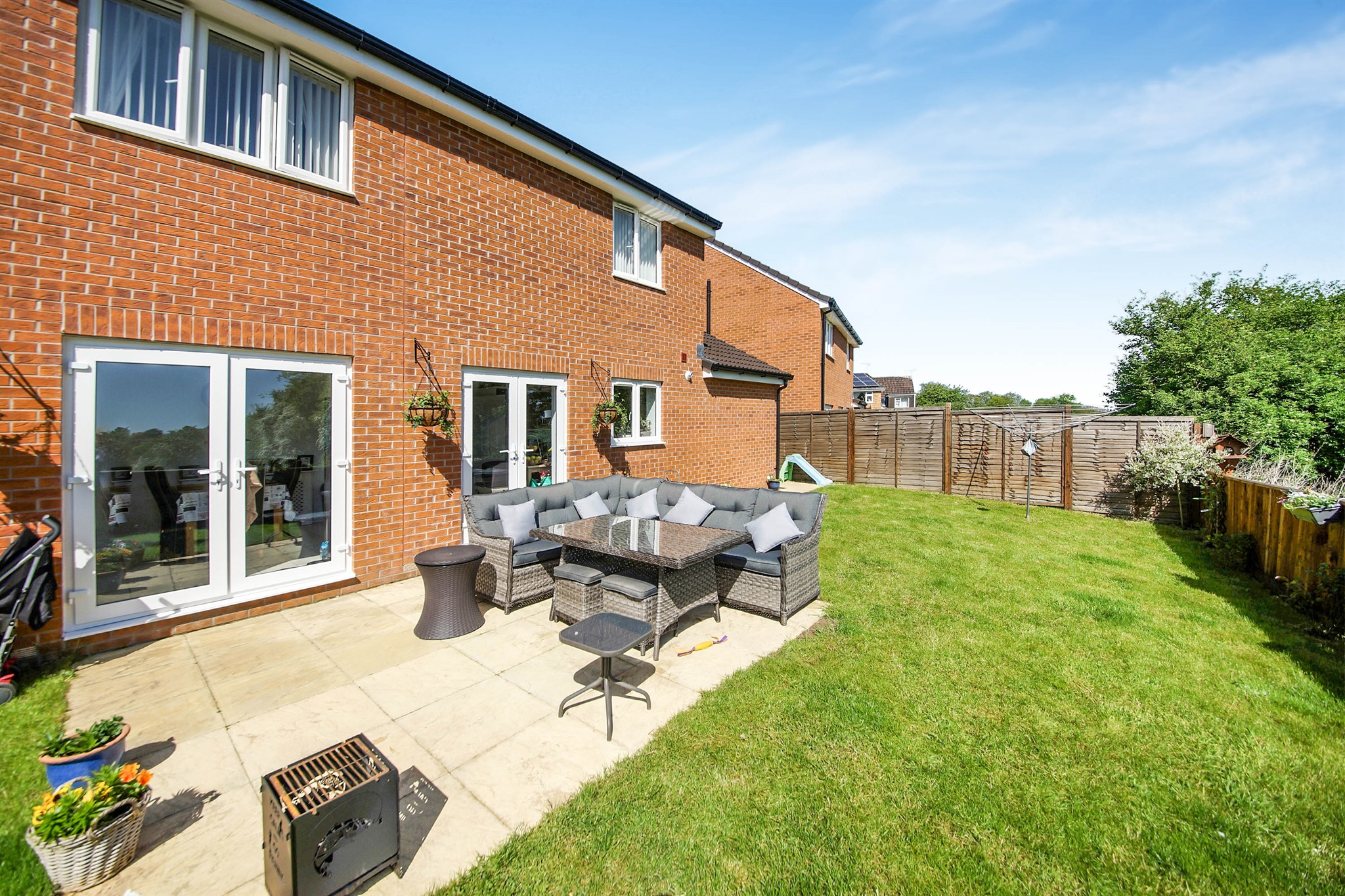 Free property report 69 Damask Way, Warminster, BA12 9PP Chimnie
