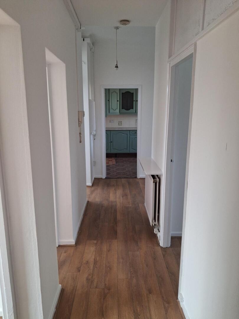 83 Passfields, Bromley Road, London photo 4