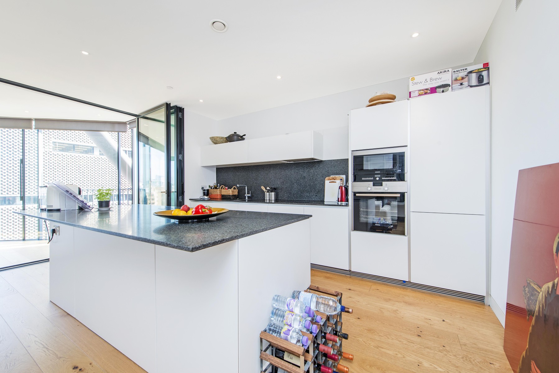 2 bedroom flat for sale 0