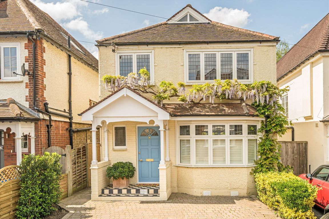 5 bedroom terraced house for sale