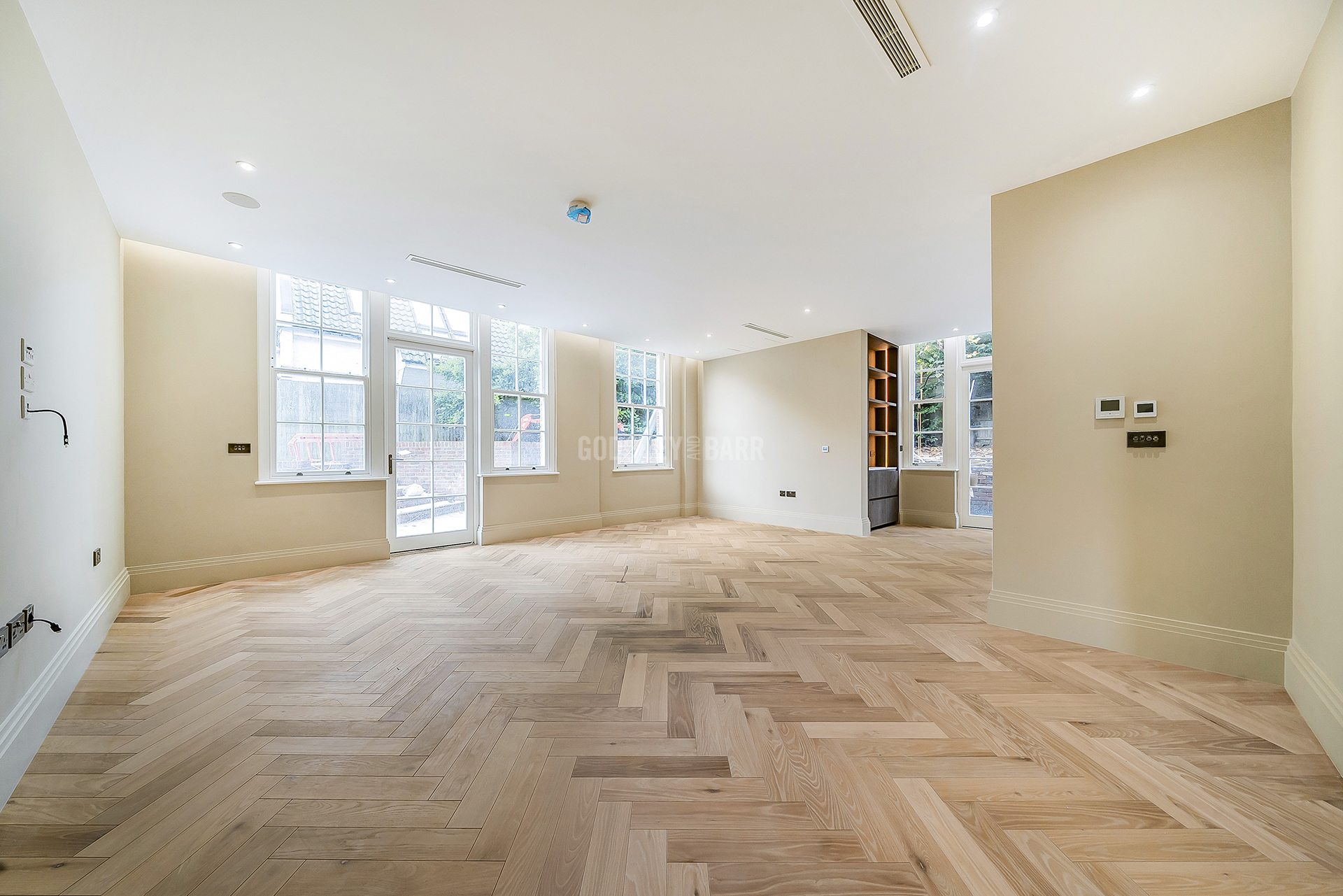 3 bedroom new flat for sale 0