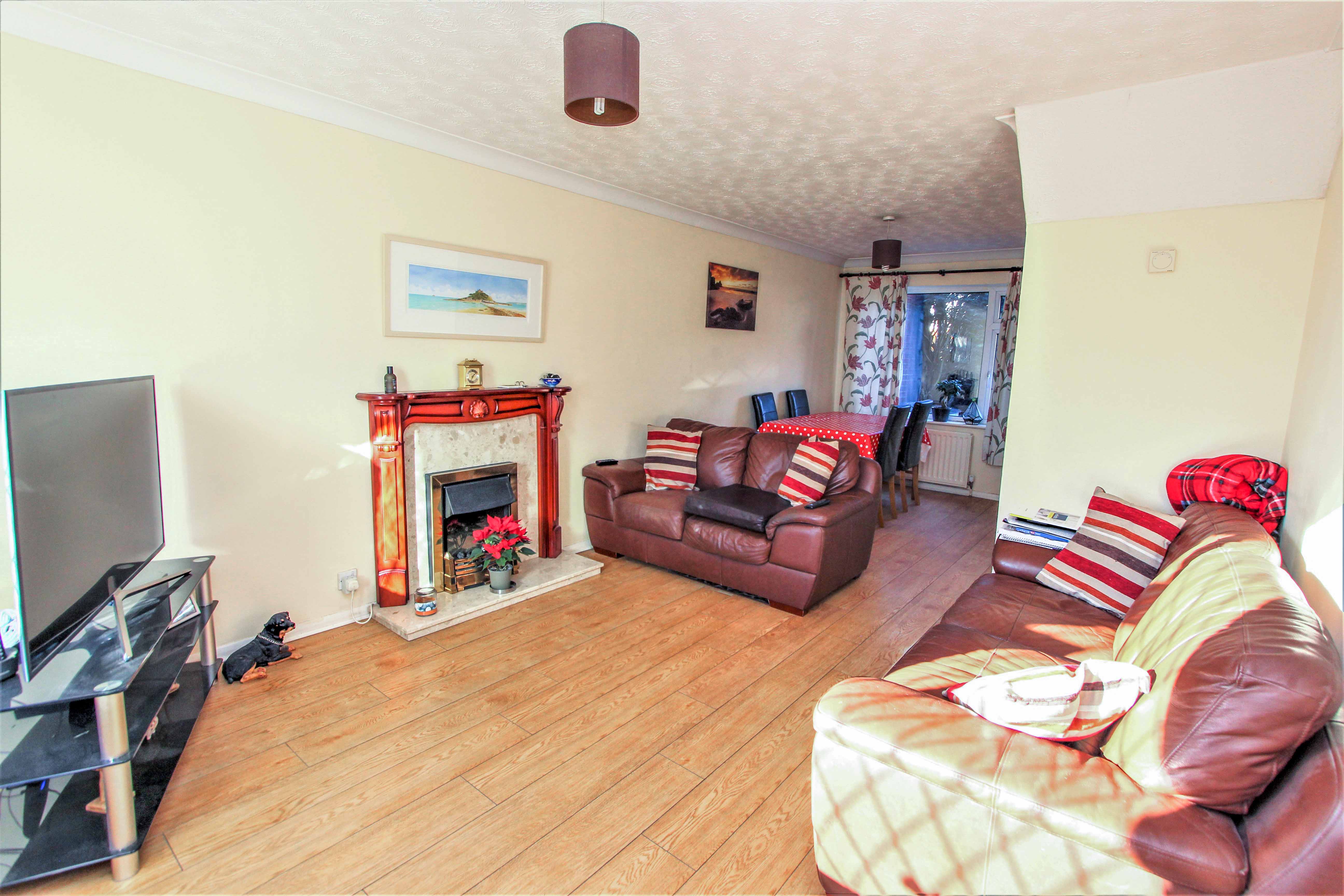 Fair Oak Road, Eastleigh, Hampshire SO50, 3 bedroom semi