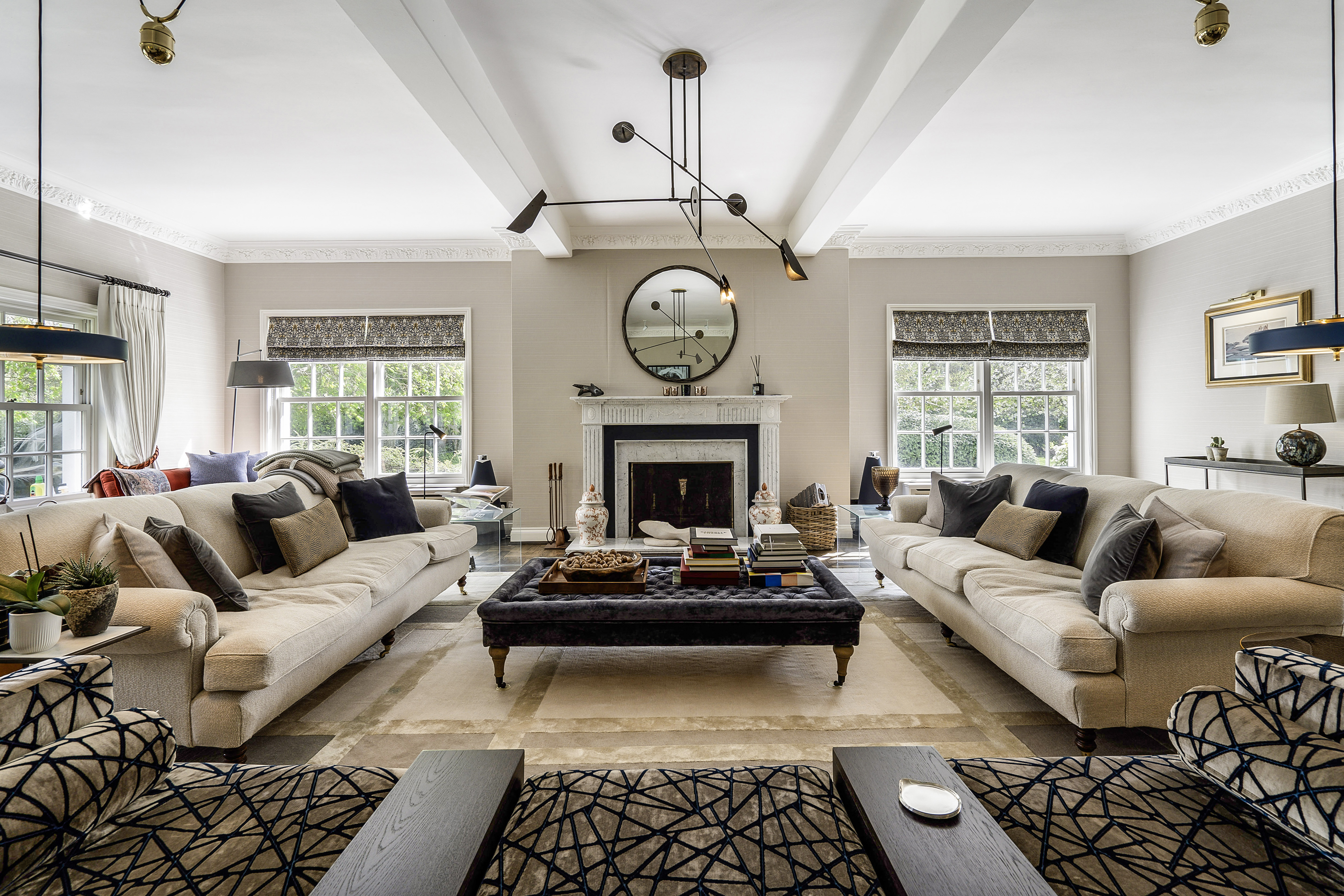 6 bedroom detached house for sale 0