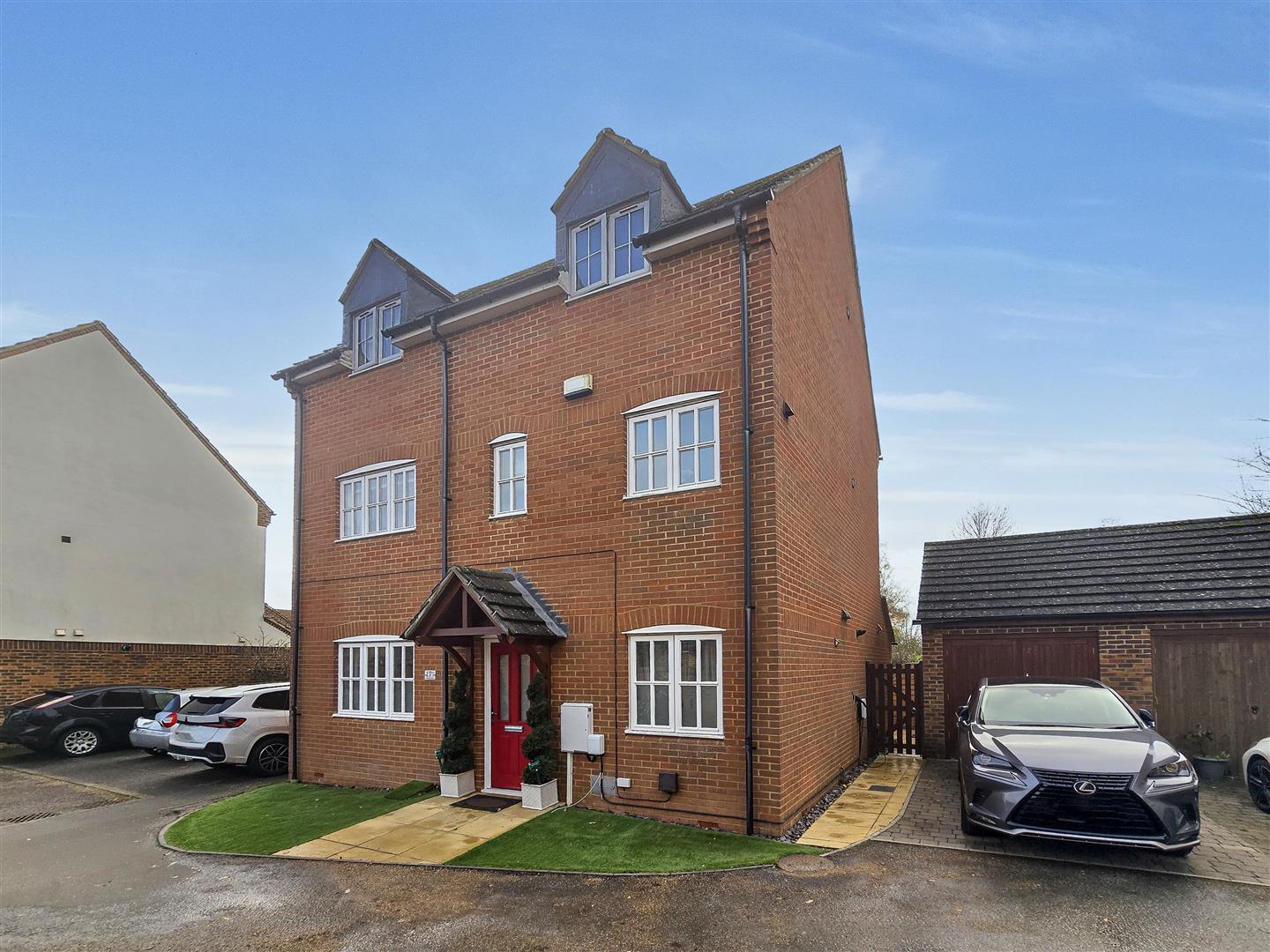 17, Goldhawk Road, Milton Keynes photo 4