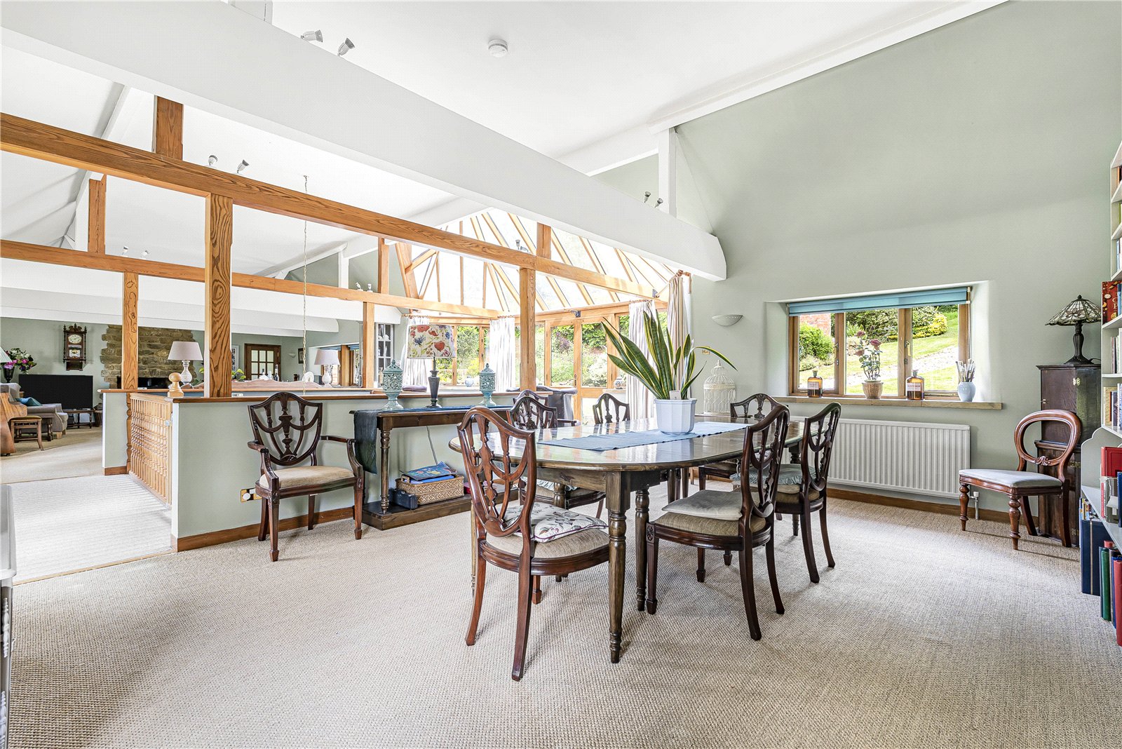 5 bedroom detached house for sale 0