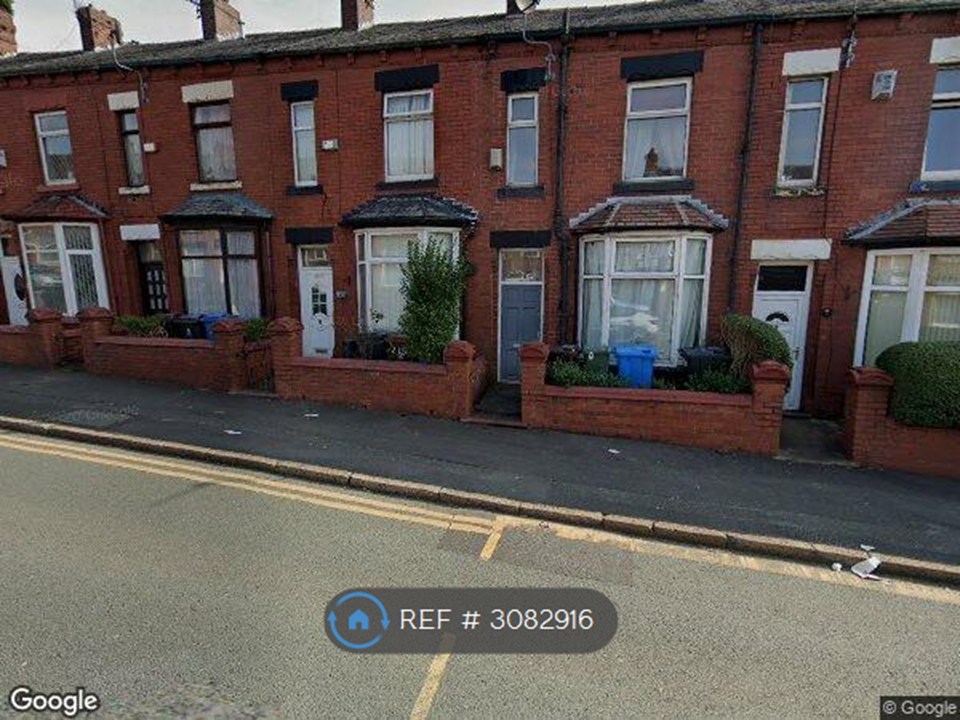 Oldham photo 2