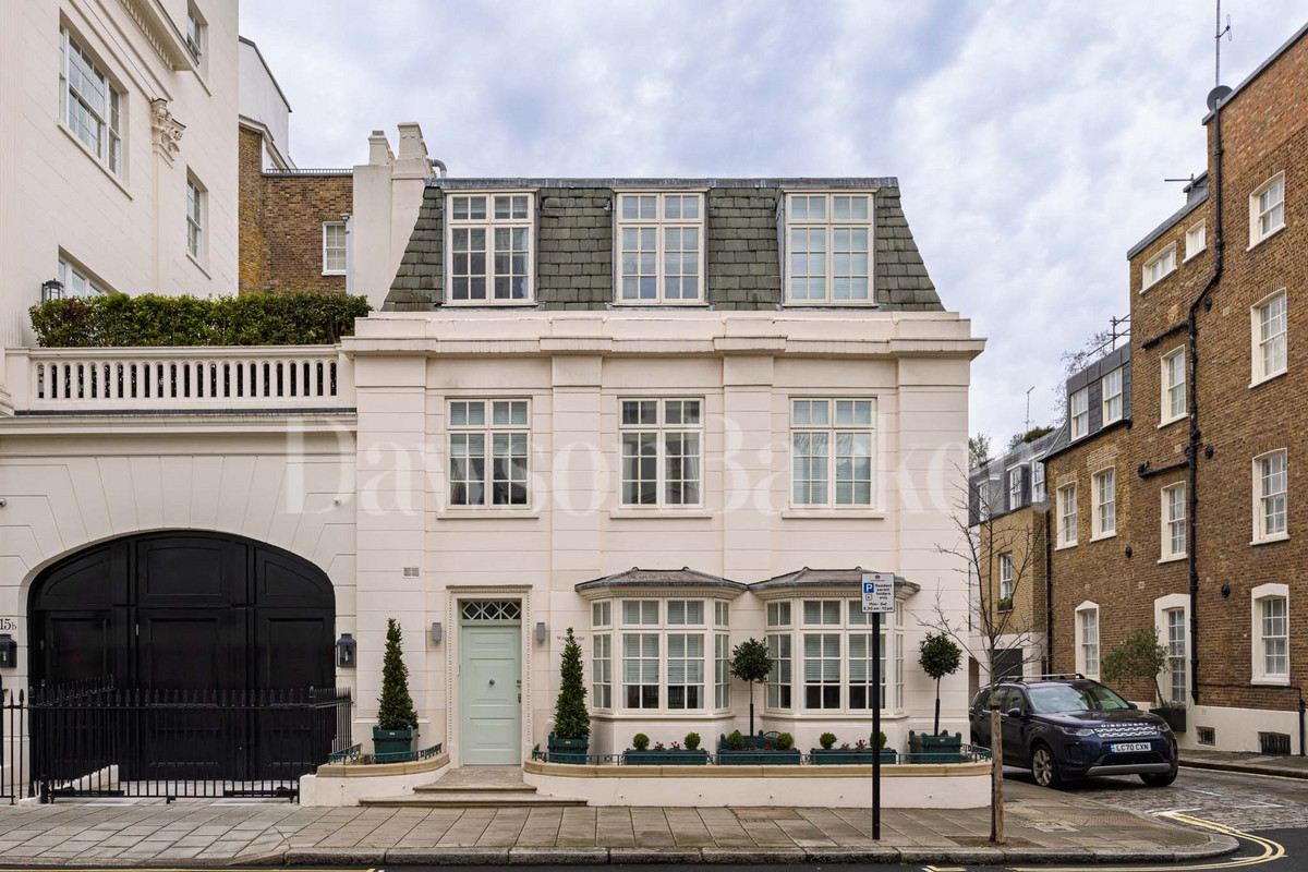 4 bedroom end terrace house for sale 0