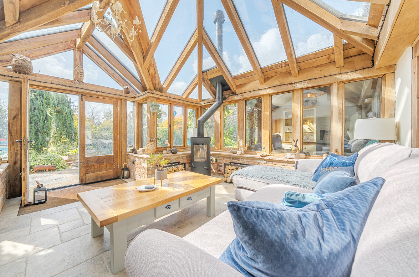 3 bedroom detached house for sale 0