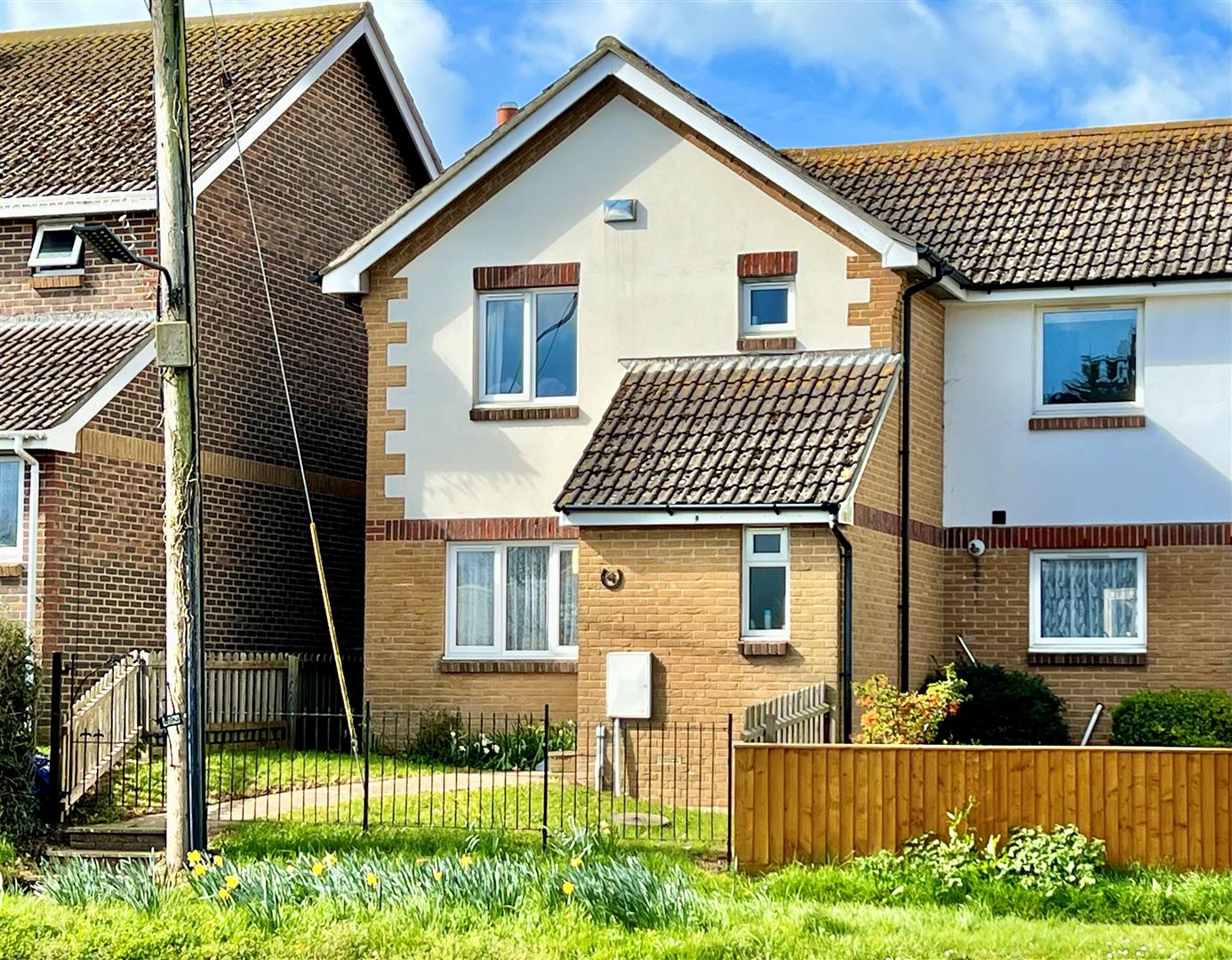 3-bed house on 4, Stroud Road, Freshwater, £230,000