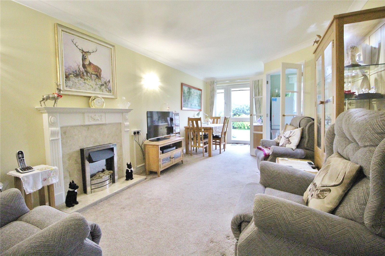 2, Cissbury Court, Worthing photo 4