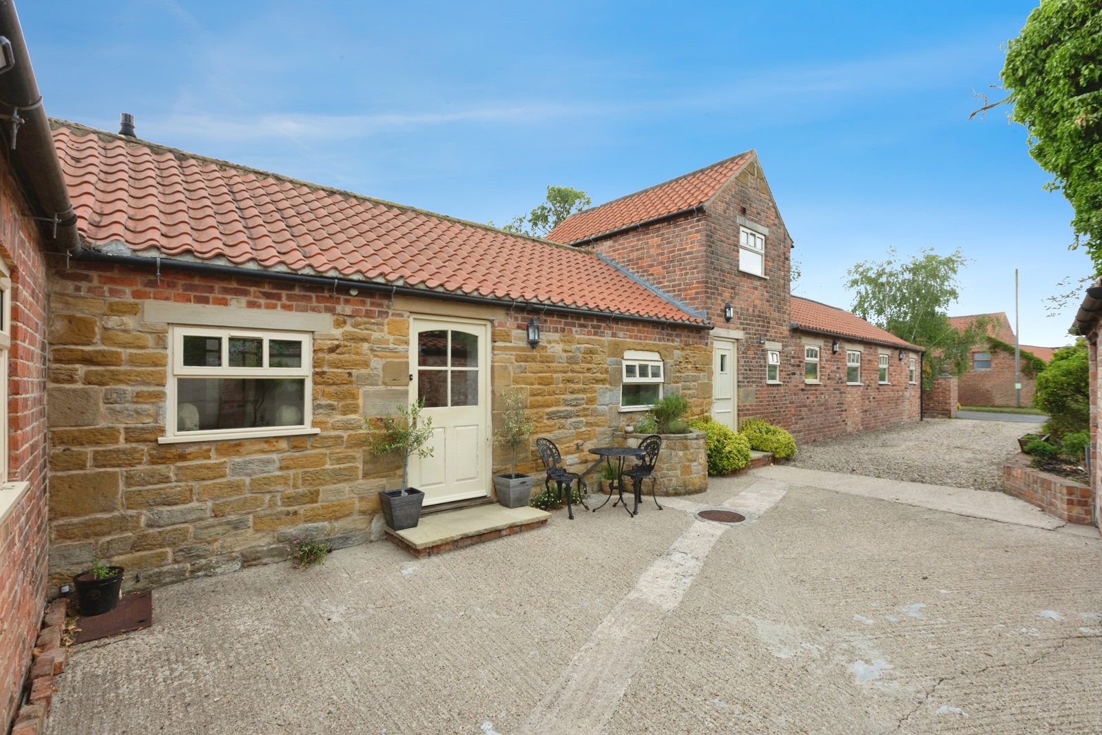 4-bed house on Sandgate Barn,, Brompton, North Yorkshire, £525,000