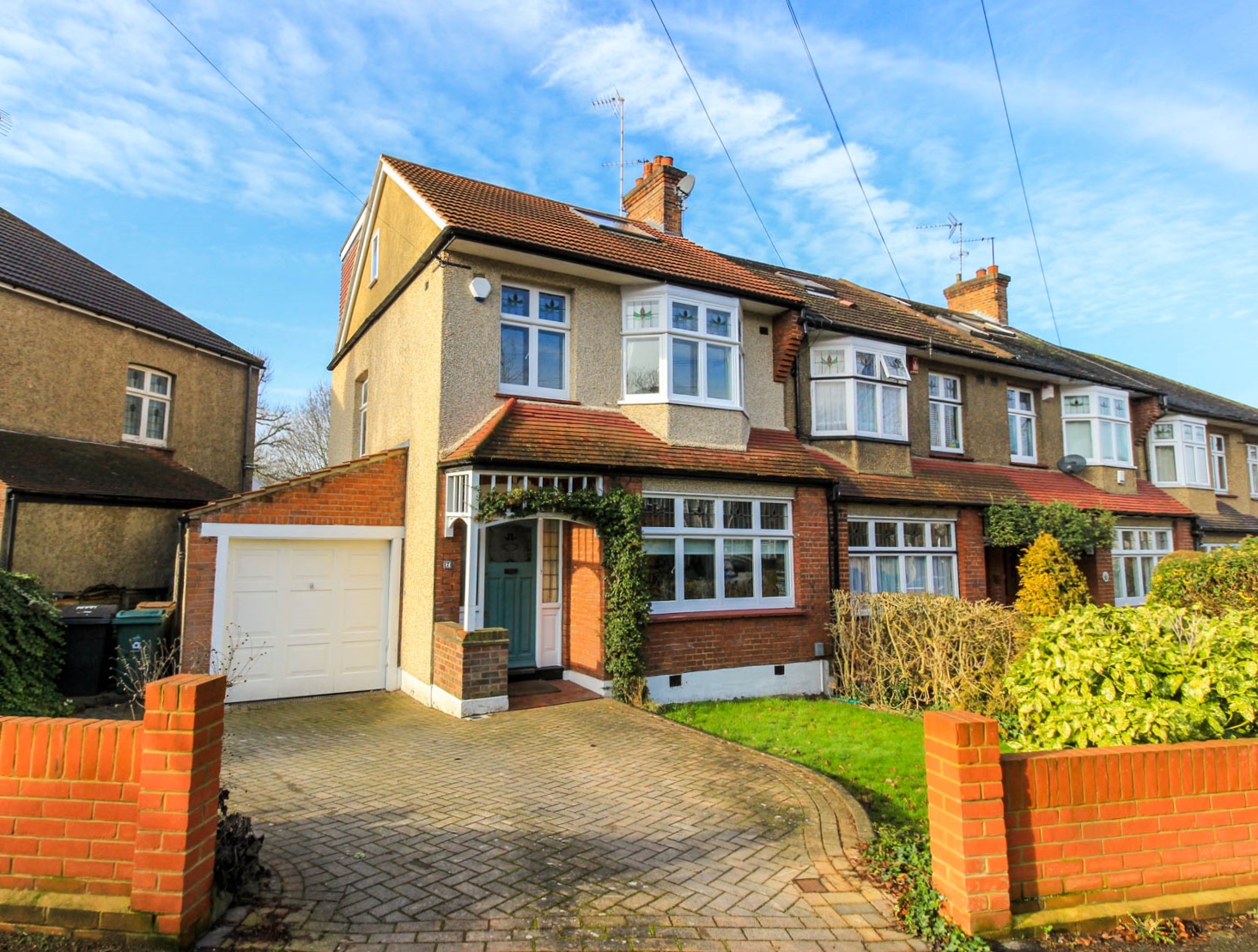 Terraced, 1,410 sq ft