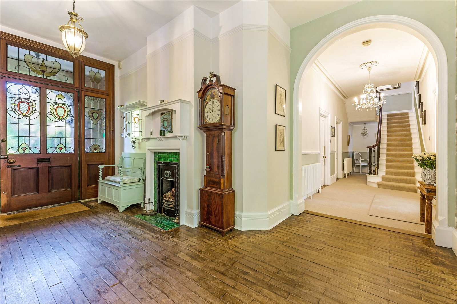 6 bedroom detached house for sale 0