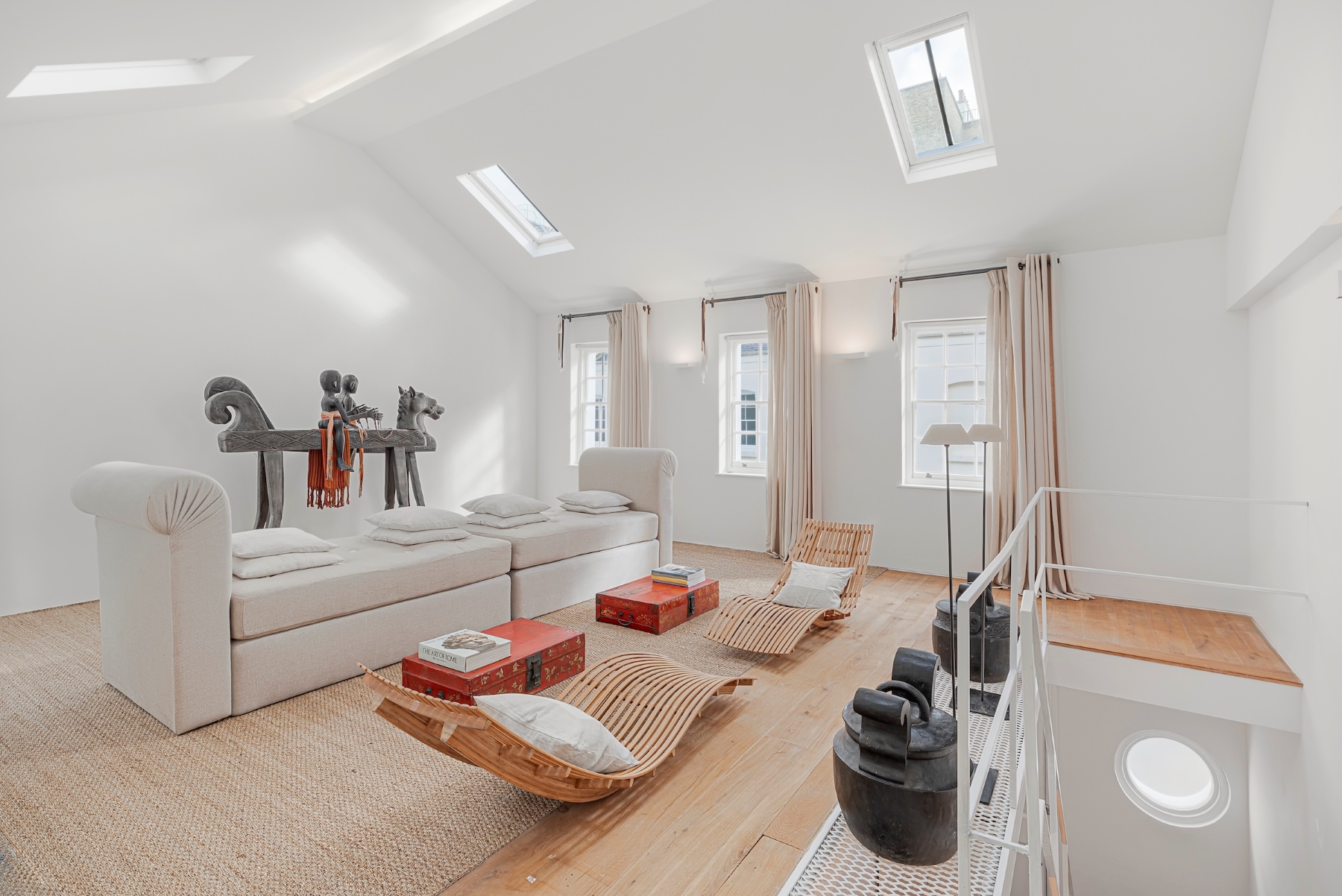 3 bedroom mews house for sale 0