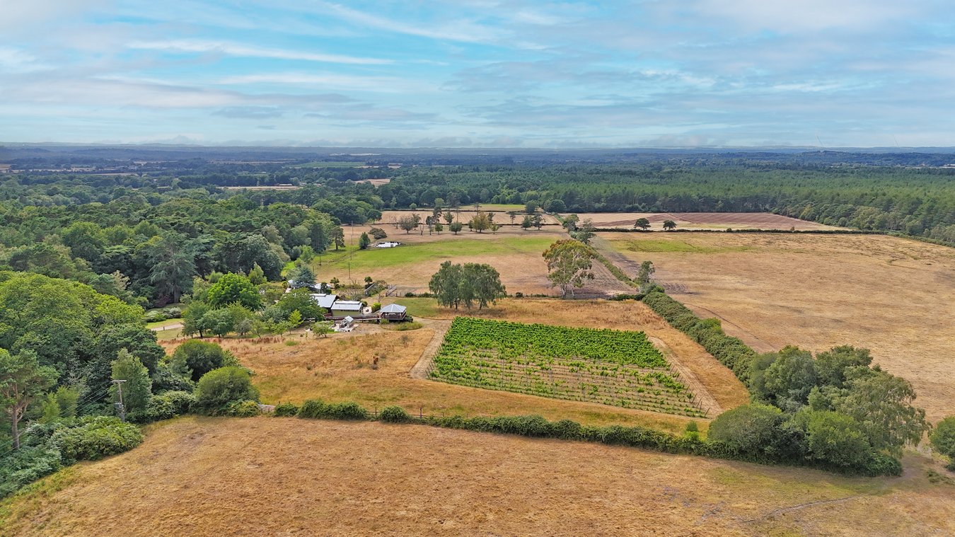 2 bedroom detached house for sale 0