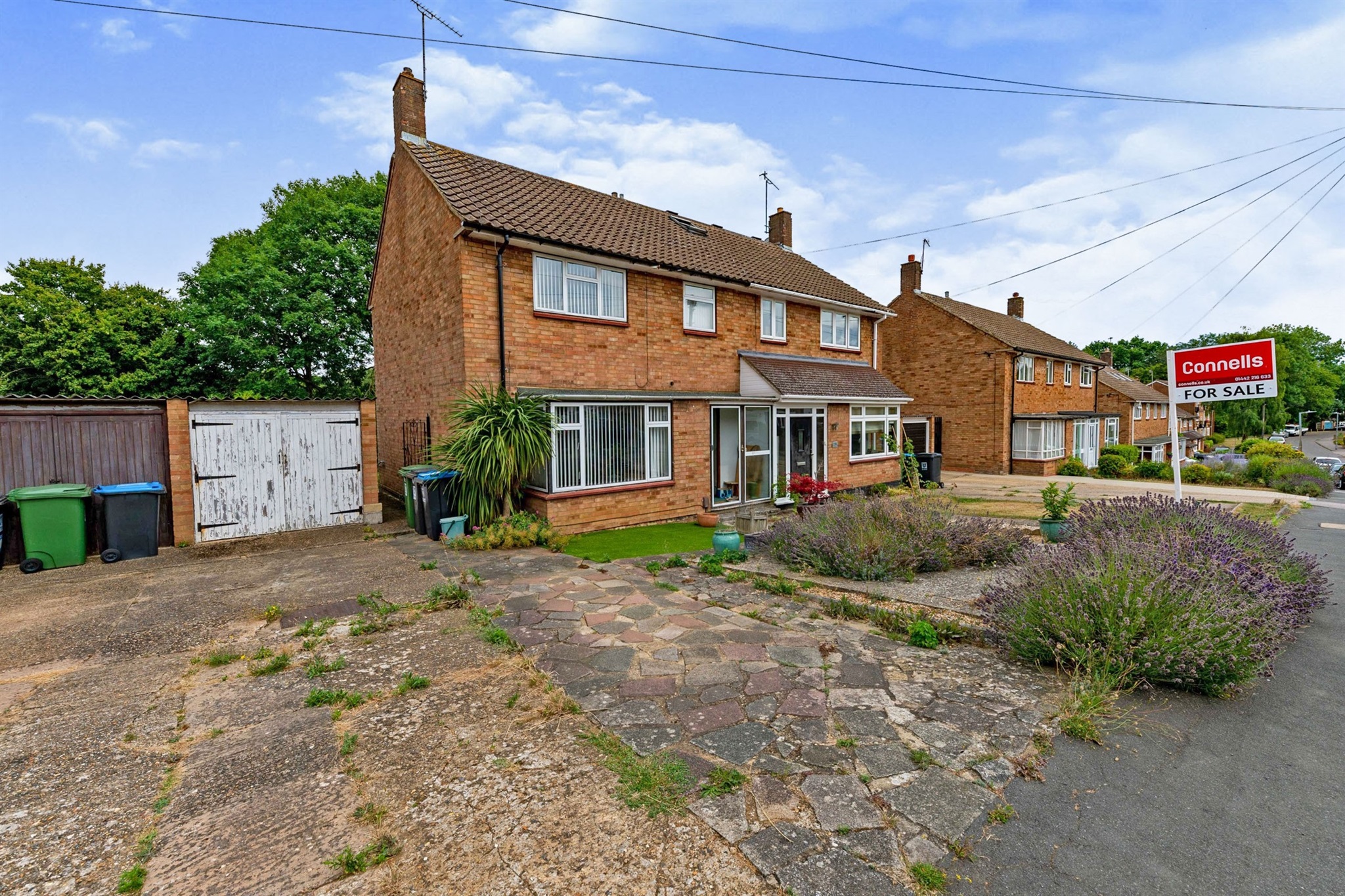 Photos of Spring Lane, Hemel Hempstead HP1 62150964 PrimeLocation