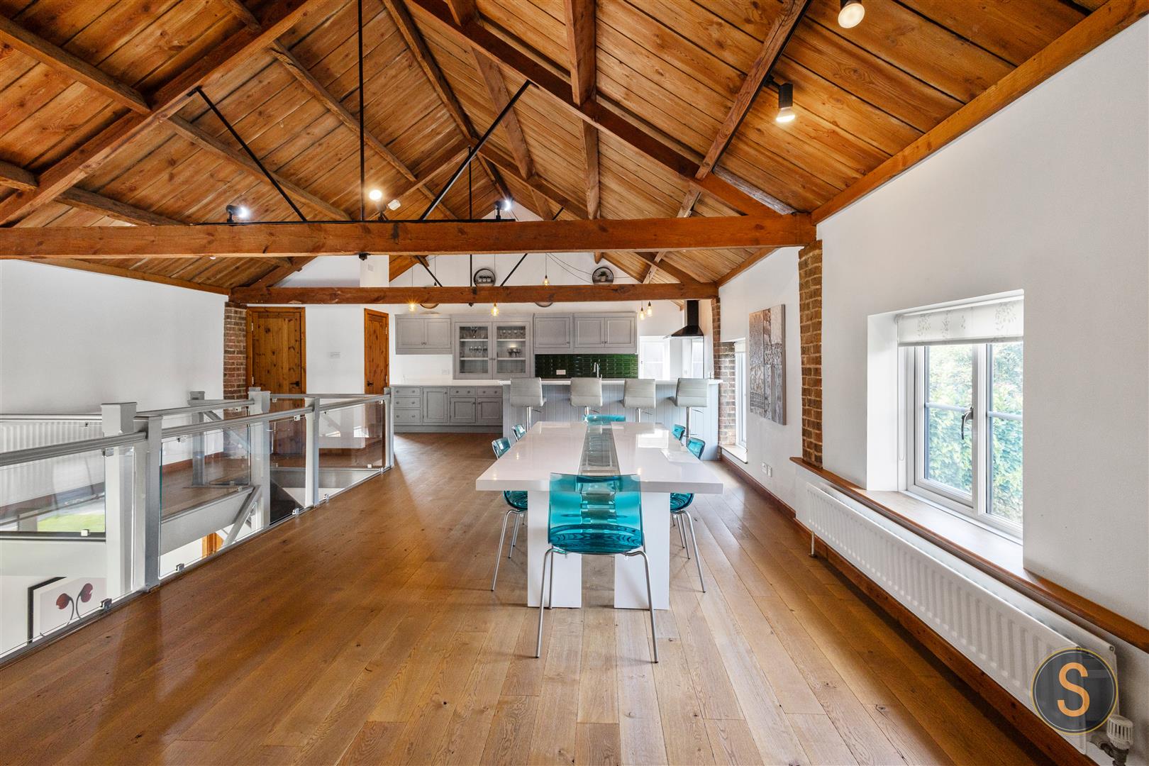 Photos of Bedford Road, Houghton Regis, Dunstable LU5 65717100