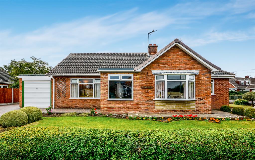 Free property report 14 Moss Green Lane, Brayton, Selby, YO8 9EN Chimnie